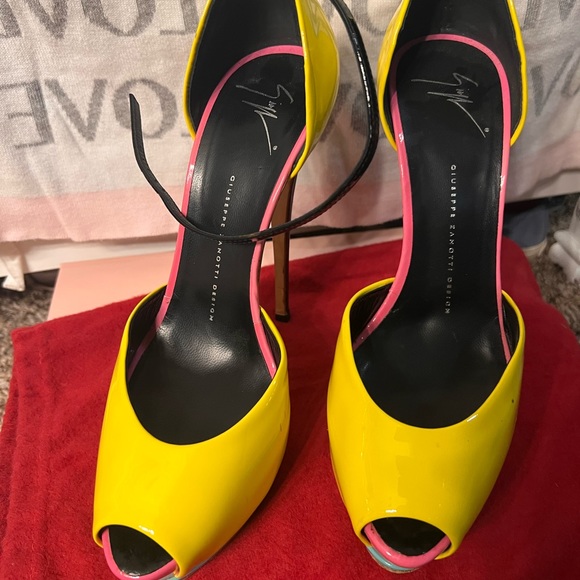 Giuseppe zanotti high heel pumps. Size 40 - Picture 4 of 6